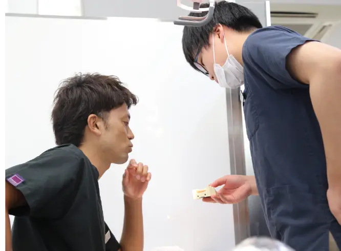 大学に残らなくてもワイヤー＆マウスピース矯正ができる